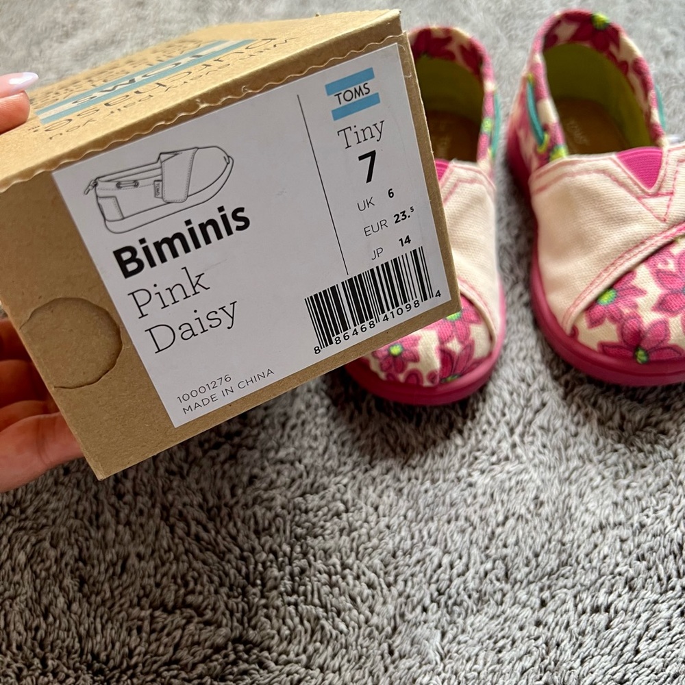Toms Little Girl